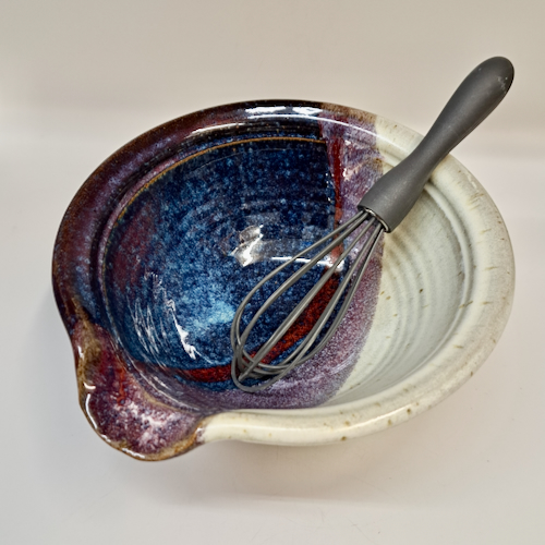 Click to view detail for #250715 Mixing Bowl with Whisk $18